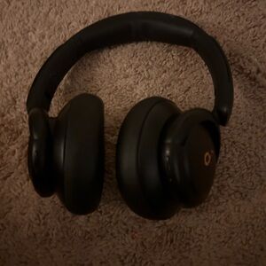 soundcore headphones w noise cancel & multiple modes charger/case